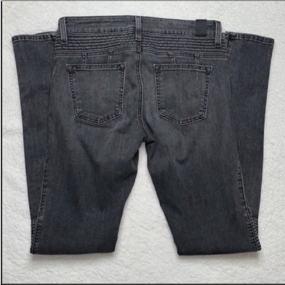 Vince Skinny Moto Jeans Denim Gray Black Wash
Size 26 - Picture 9 of 13